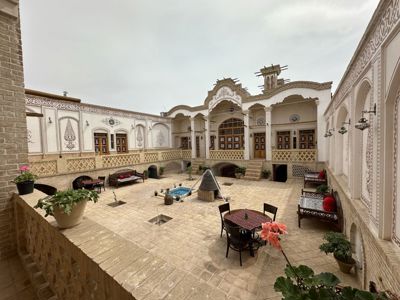 اقامتگاه سنتی باران اتاق هفت تخته شاهنشین آران و بیدگل