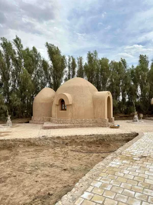 اقامتگاه سنتی مشجری انارک سوئیت یورت مستر برای چهار نفر نائین
