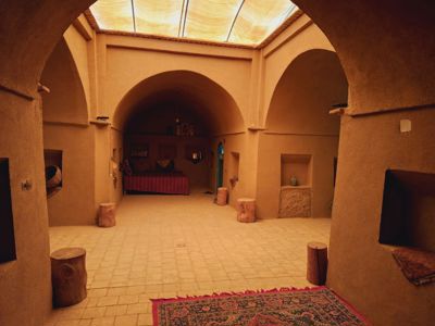 اقامتگاه بوم گردی وانیا اتاق آب برای دو نفر میبد