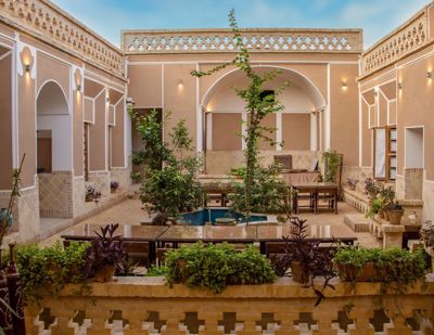 اقامتگاه سنتی خوان سالار اتاق یک تخته یزد