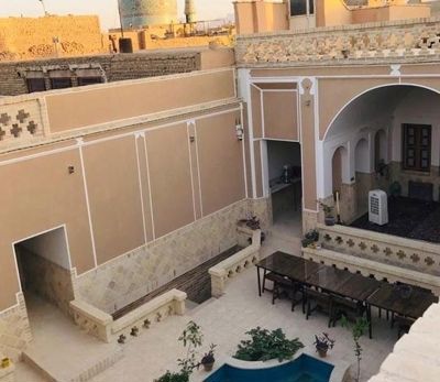اقامتگاه سنتی خوان سالار اتاق سه تخته یزد
