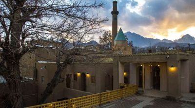 اقامتگاه بوم گردی توسلیان اتاق ایوان برای چهار نفر نطنز