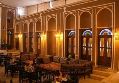 اقامتگاه های بوم گردی شبستان اتاق هشتی برای دو نفر اردکان