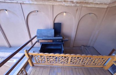 اقامتگاه های بوم گردی حنا اتاق یک تخته (واقع در پشت بام) یزد