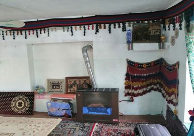 اقامتگاه بوم گردی خانه ابریشم اتاق برای شش نفر رامیان