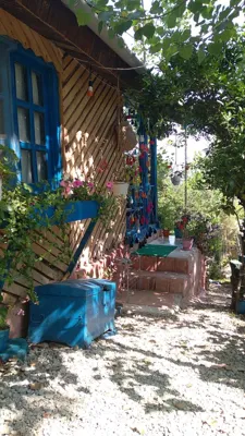 اقامتگاه های بوم گردی کلبه آرامش کلبه توسکا برای چهار نفر نشتارود