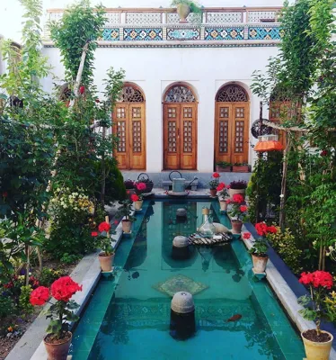 اقامتگاه سنتی خانه تاریخی کیانپور اتاق دو تخته دبل فراغتخانه اصفهان