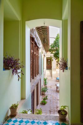 اقامتگاه های بوم گردی خانه شیراز سوئیت طارونه برای چهار نفر شیراز