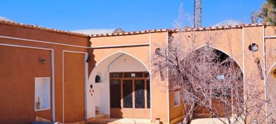 اقامتگاه های بوم گردی خانه مادری اتاق یاس برای دو نفر نجف آباد