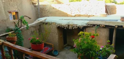 اقامتگاه بوم گردی ترلان اتاق شماره 3 برای دو نفر اسدآباد