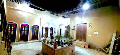 اقامتگاه بوم گردی رویای کویر اتاق بالا خانه برای سه نفر سرخه