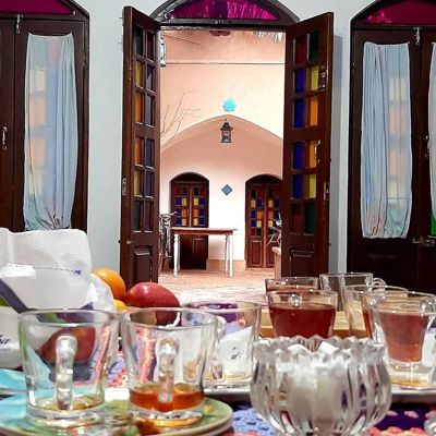 اقامتگاه بوم گردی رویای کویر اتاق بالا خانه برای سه نفر سرخه