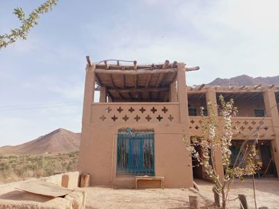 اقامتگاه های بوم گردی بابا اکبر اتاق 30 متری برای پنج نفر (طبقه همکف) باخرز