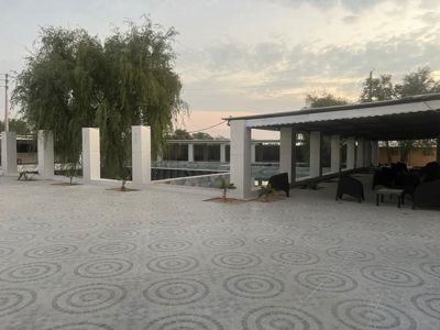 اقامتگاه بوم گردی باغ قو اتاق برای هشت نفر (واحد 17 ) پارسیان