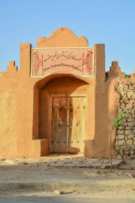 اقامتگاه بوم گردی قصر یعقوب اتاق برای چهار نفر (فاقد تخت و حمام و سرویس بهداشتی) خرم بید