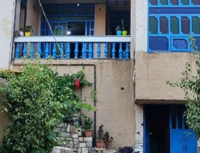اقامتگاه بوم گردی وامنان اتاق برای سه نفر آزادشهر