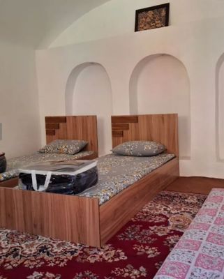 اقامتگاه بوم گردی دیار نون اتاق سپیدار برای سه نفر نجف آباد