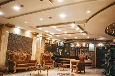 مهمانپذیر اسپینو اتاق چهار تخته مشهد