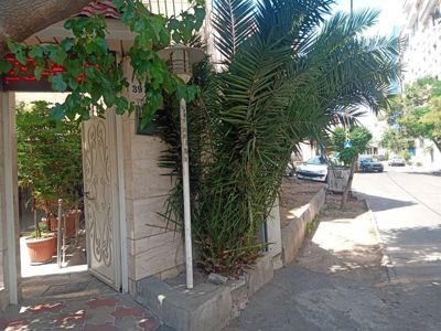 پانسيون پرنیان اتاق دو تخته توئین (فاقد پنجره) تهران