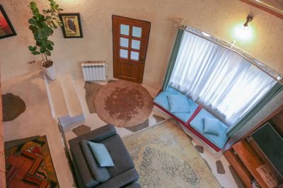 اقامتگاه های بوم گردی یارا کلبه بلوط برای چهارنفر تنکابن