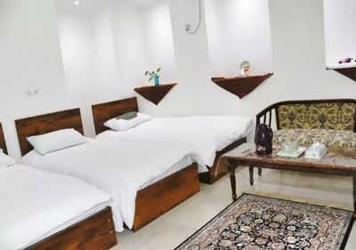 اقامتگاه سنتی عمارت پدری جامعی اتاق سه تخته شوشتر
