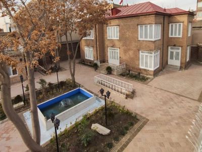 اقامتگاه سنتی اصالت سوئیت دو تخته دبل گل نشین مشهد