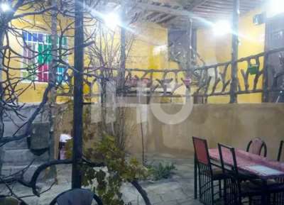 حیاط اقامتگاه بوم گردی عمو دردی بجنورد