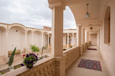 اقامتگاه سنتی عمارت محمودیه کاشان