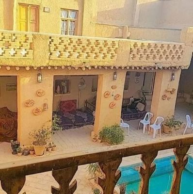 اقامتگاه بوم گردی بهاربانو اتاق دو دری برای شش نفر فسا