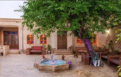 اقامتگاه سنتی عمارت خورشید پردیسان اتاق شماره 2 برای سه نفر درگز