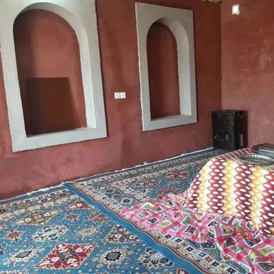اقامتگاه سنتی کاروانسرای لیلی و مجنون اتاق کف خواب ویژه سنتی برای سه نفر (20 متری) آران و بیدگل