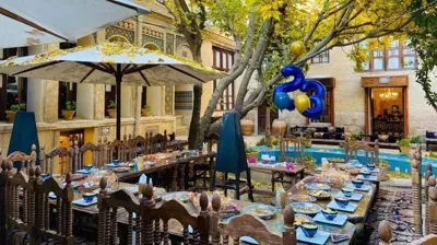 اقامتگاه سنتی داروش اتاق دو تخته دبل vip شاهنشین شیراز