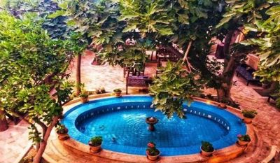 اقامتگاه سنتی داروش اتاق دو تخته دبل vip شاهنشین شیراز