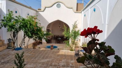 اقامتگاه های بوم گردی ملک اتاق اسلیمی برای دو نفر (زیر زمین) کاشان