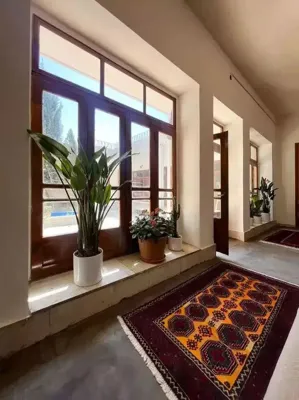 اقامتگاه های بوم گردی چیلا پنج تخت در خوابگاه شش تخته آقایان اصفهان