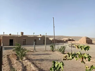 اقامتگاه بوم گردی زرین چاه اتاق برای پنج نفر سرایان