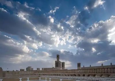 اقامتگاه سنتی عمارت قجری اتاق سه تخته VIP تابنده ابرکوه