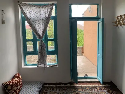 اقامتگاه های بوم گردی دره پرستوها اتاق پیچک برای سه نفر نیشابور