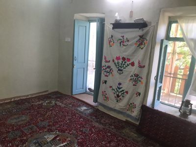 اقامتگاه های بوم گردی دره پرستوها اتاق شمعدونی برای سه نفر نیشابور