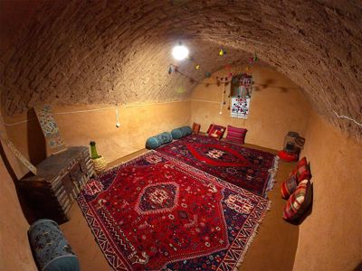 اقامتگاه های بوم گردی تاک بادبر اتاق آناهید برای چهار نفر بوانات