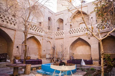 اقامتگاه بوم گردی پامنار اردستان