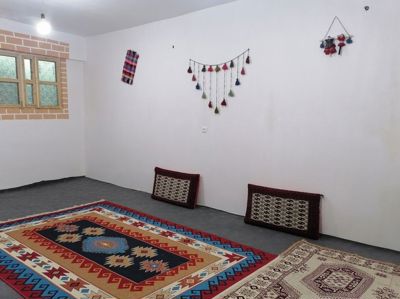 اقامتگاه بوم گردی نگین چهلمیر اتاق هما برای ده نفر درگز