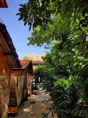 اقامتگاه سنتی شاهان اتاق دو تخته چناران