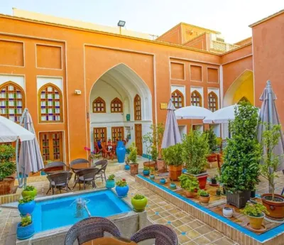 اقامتگاه سنتی میناس اتاق یک تخته کنج اصفهان