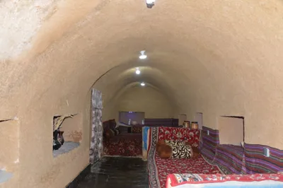 اقامتگاه بوم گردی گینای اتاق تیدان گنبدی برای پنج نفر سامان