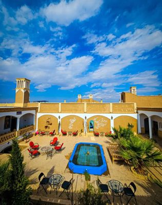 اقامتگاه بوم گردی عمارت سرهنگ نطنز