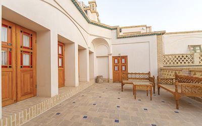 اقامتگاه سنتی سرای قجر کاشان