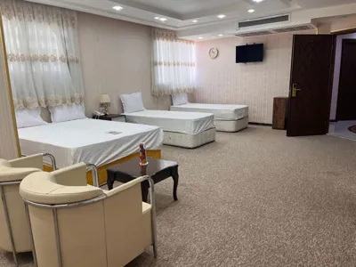 هتل مهربد فیروزه میبد