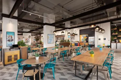 رستوران هتل راو