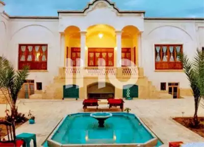 اقامتگاه بوم گردی کوشک فردوس کاشان
